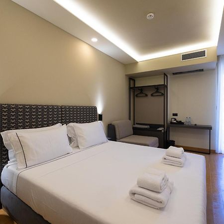 Green Boutique Hotel Влёра Экстерьер фото