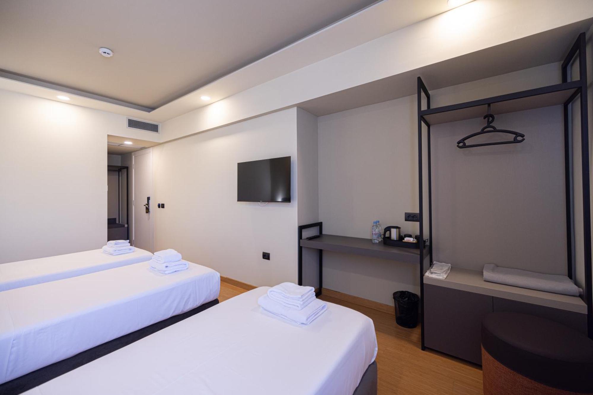 Green Boutique Hotel Влёра Экстерьер фото
