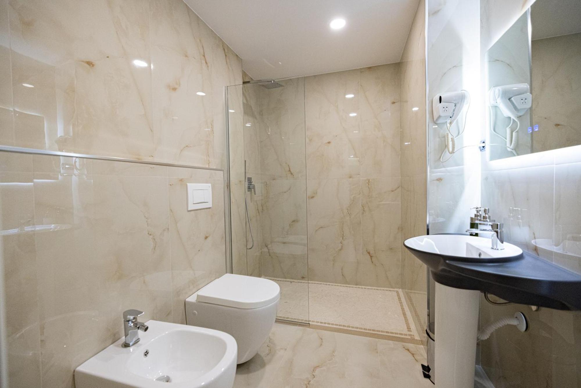 Green Boutique Hotel Влёра Экстерьер фото